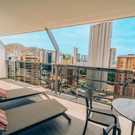 Marina Resort Benidorm - The Original Benidorm Vibe-3